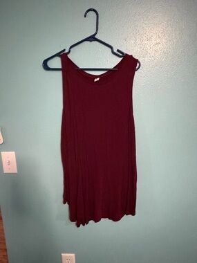 Old Navy Luxe Tank Top in Burgundy